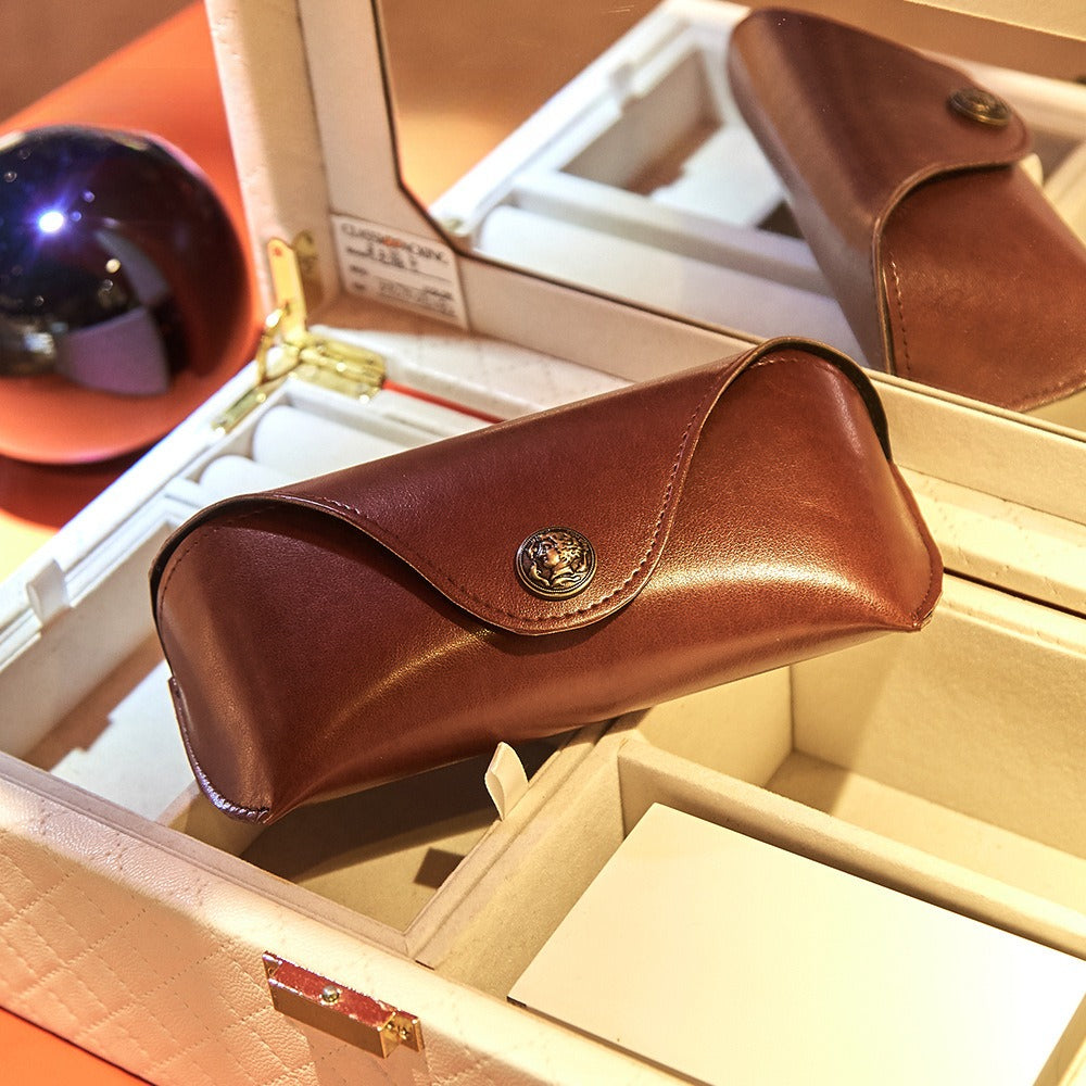Handmade Retro PU Crush Resistant Portable Sunglasses Case