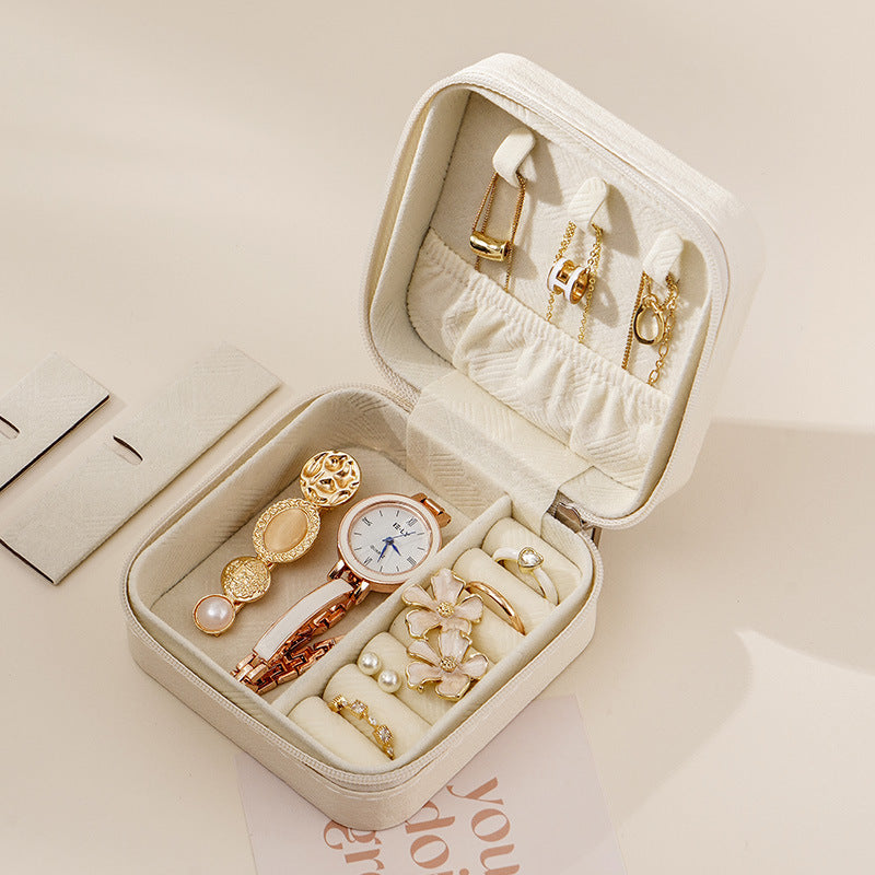 Portable Simple Leather Travel Jewelry Case