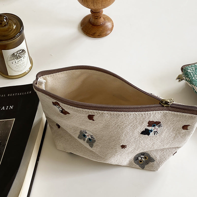 Portable Embroidered Makeup Clutch Pouch Organizer